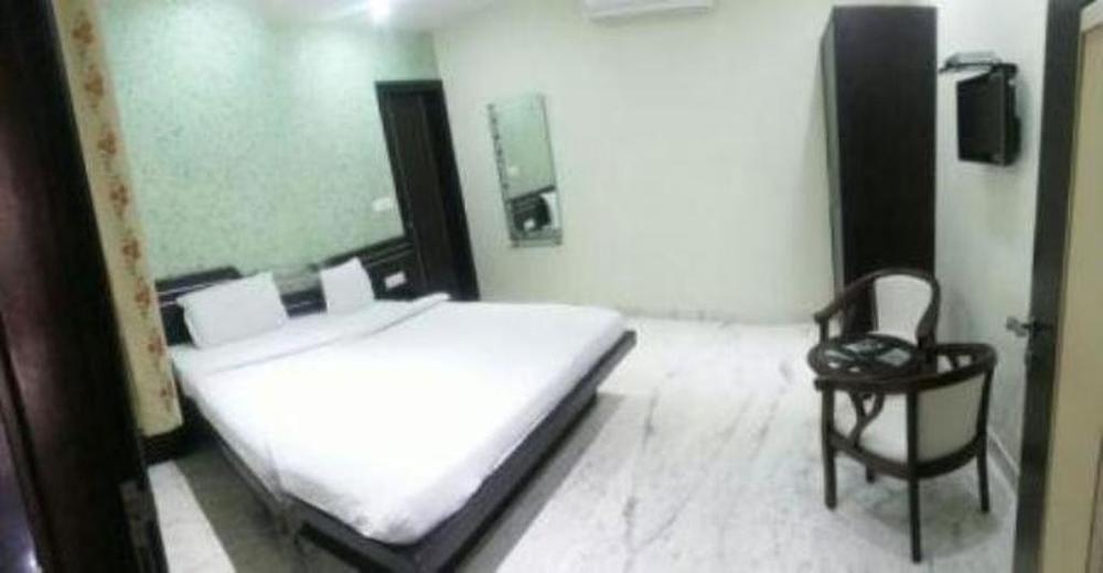 Star Hotel Agra  Eksteriør bilde