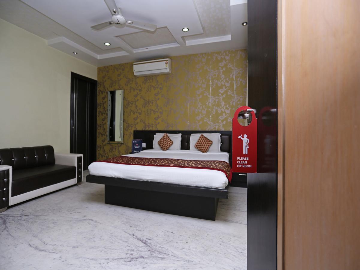 Star Hotel Agra  Eksteriør bilde